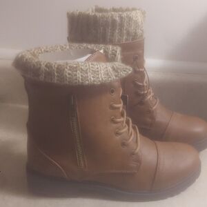 Tan Lace-Up Boots with Knit Trim